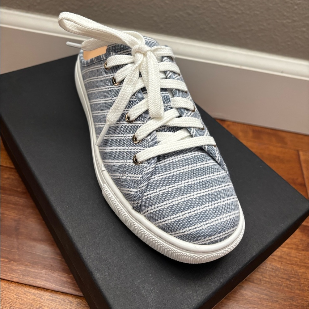 NIB Club Monaco Jamila Blue Pin Striped Slip-On Sneakers